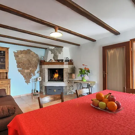 Adorable With Garden And Outdoor Kitchen Rakalj
